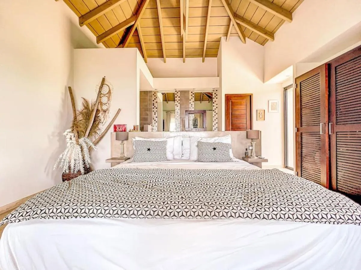 Villa Indigo Pearl, Luxury, Orient Bay Seaview 0*,