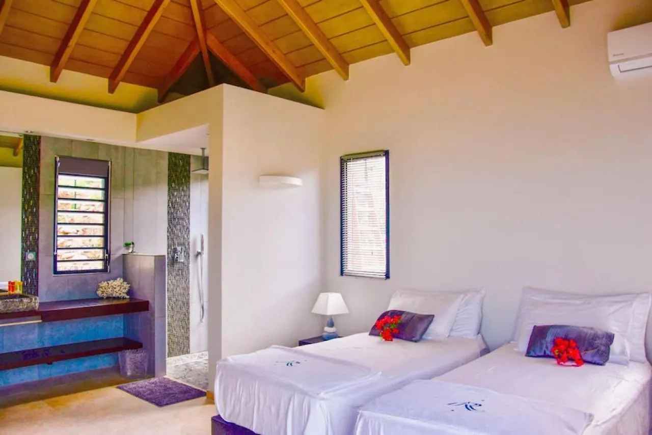Villa Indigo Pearl, Luxury, Orient Bay Seaview